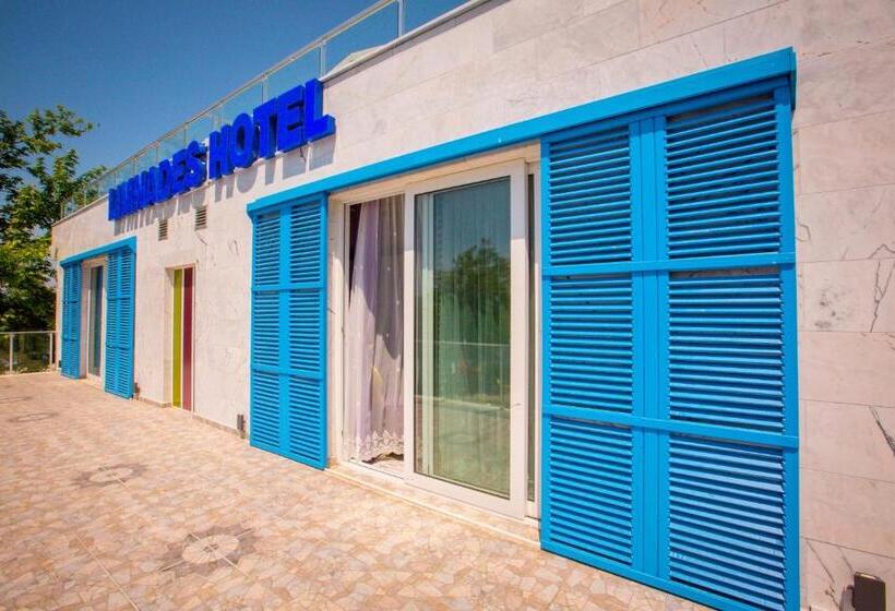 带河湖景观的轻年套房, Limnades Hotel İznik