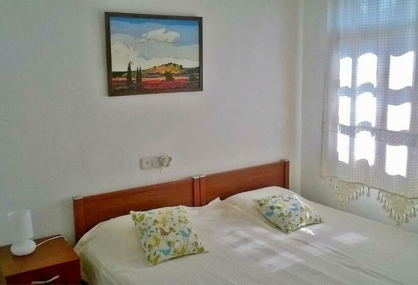 اتاق استاندارد, Villa Mercan