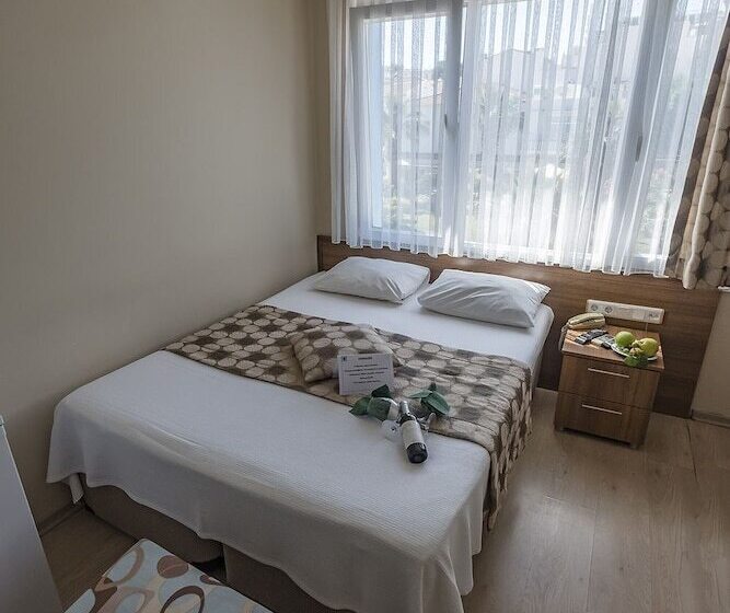 Quarto Economy, Villa Vongole