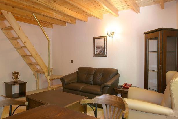 スイート, Yazicilar Hotel & Restaurant