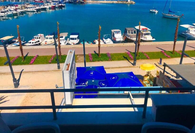 스탠다드 발코니 룸 바다 전망, Barba