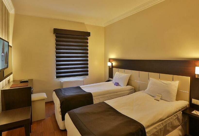 اتاق استاندارد سه نفره, Gaziantep Garni