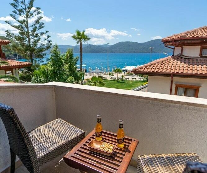 غرفة قياسية مطلّة علي البحر, İskelem Otel