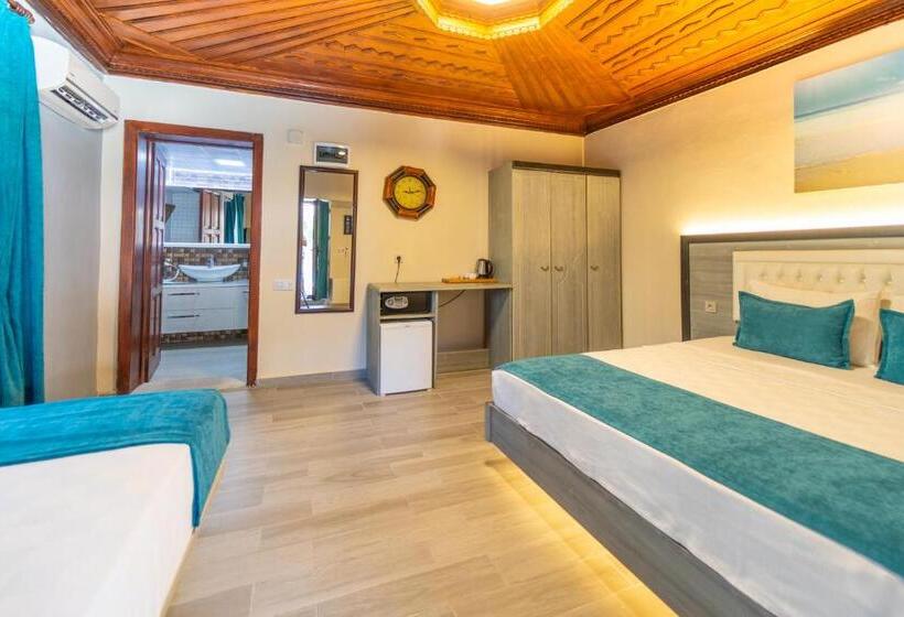 غرفة قياسية ثلاثية, İskelem Otel