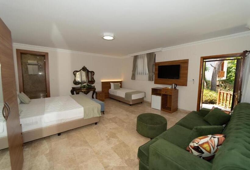 غرفة قياسية ثلاثية, İskelem Otel