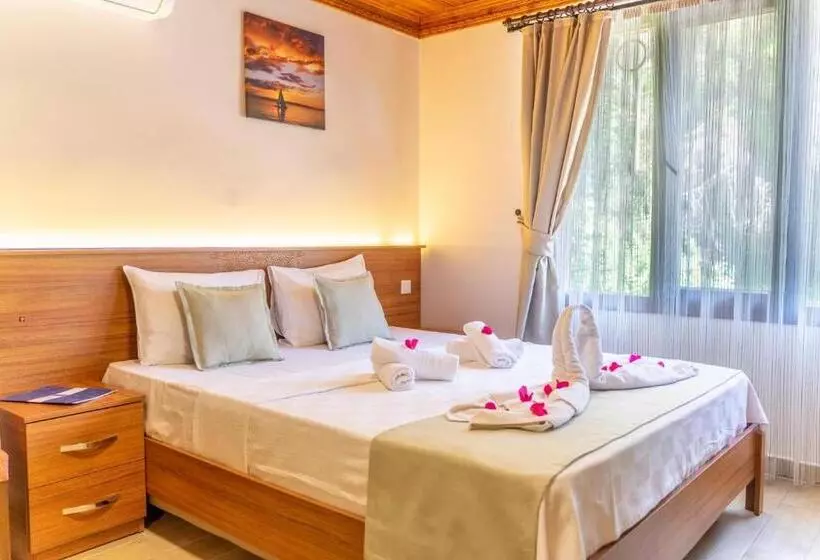 اتاق اکونومی, İskelem Otel