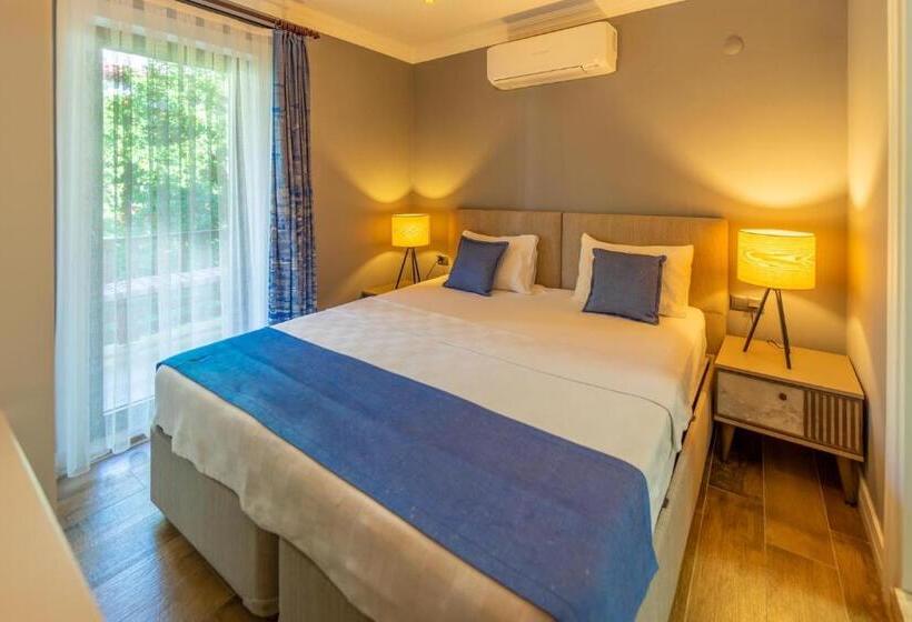 شقة غرفتين, İskelem Otel