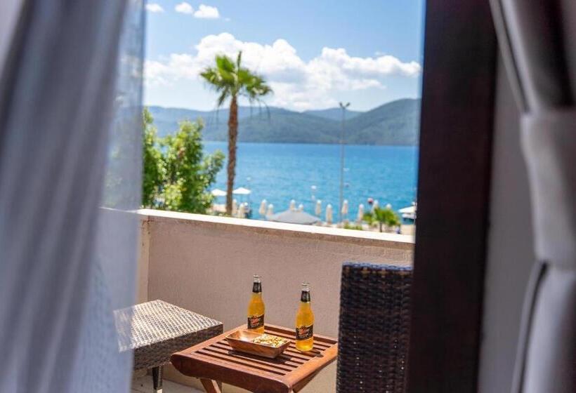 غرفة قياسية مطلّة علي البحر, İskelem Otel