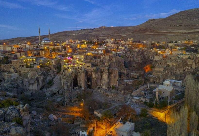 غرفة قياسية ثلاثية, Kapadokya Ihlara Konaklari & Caves