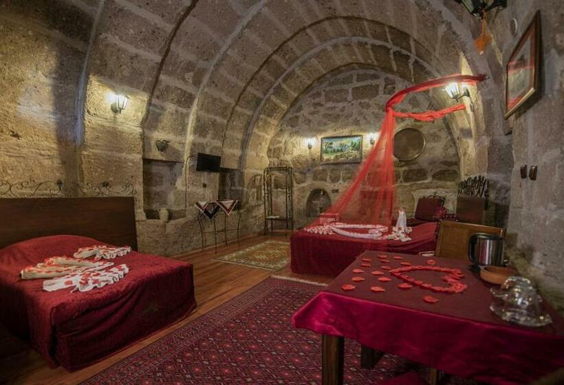 غرفة قياسية ثلاثية, Kapadokya Ihlara Konaklari & Caves