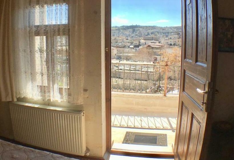 Quarto Deluxe, Kemal's Guest House