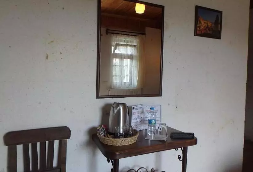 デラックスルーム, Kemal's Guest House