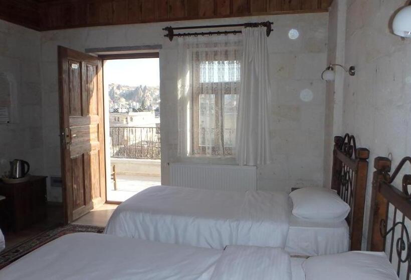 غرفة ديلوكس ثلاثية, Kemal's Guest House