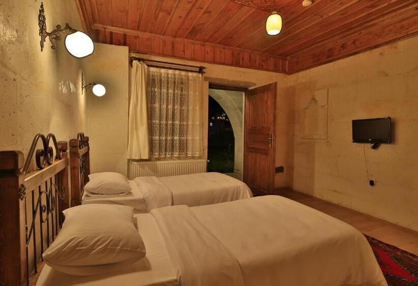 غرفة ديلوكس ثلاثية, Kemal's Guest House