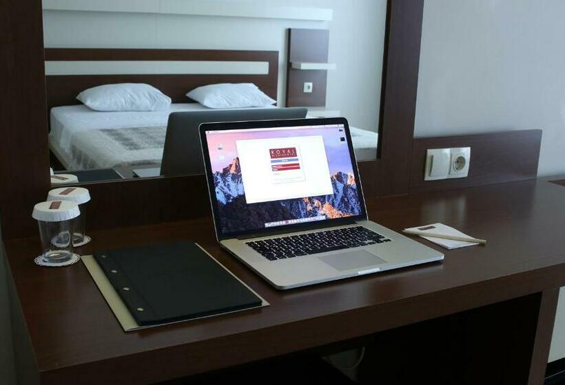 غرفة قياسية, Royal Bilgic