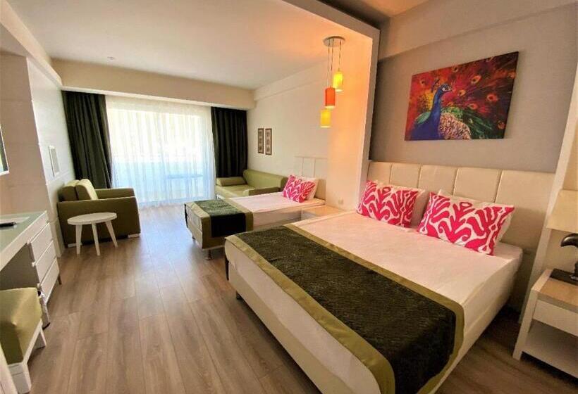 Номер Стандарт Вид на Море, Orange County Alanya