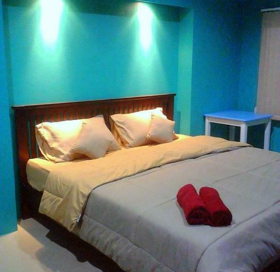 キングサイズベッドのスーペリアルーム, Baan Benjathip