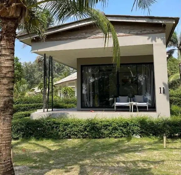 デラックスバンガロー, Cede Boutique Beach Resort