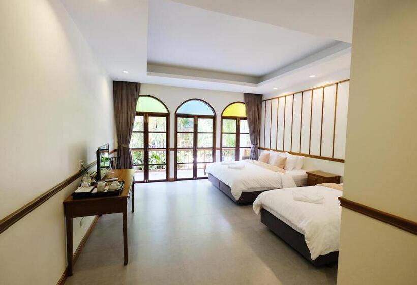 اتاق استاندارد سه نفره, Baan Imm Sook Resort
