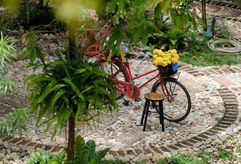 חדר דלוקס נוף לגינה, Baan Imm Sook Resort