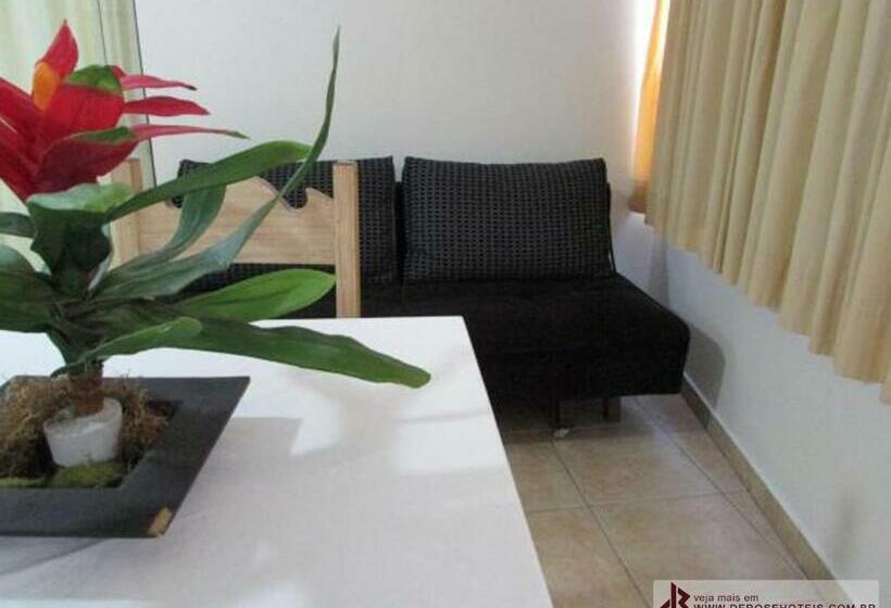 자쿠지 스위트, De Rose Palace