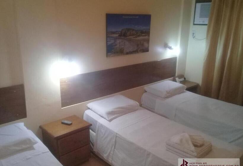 디럭스 트리플 룸, De Rose Palace