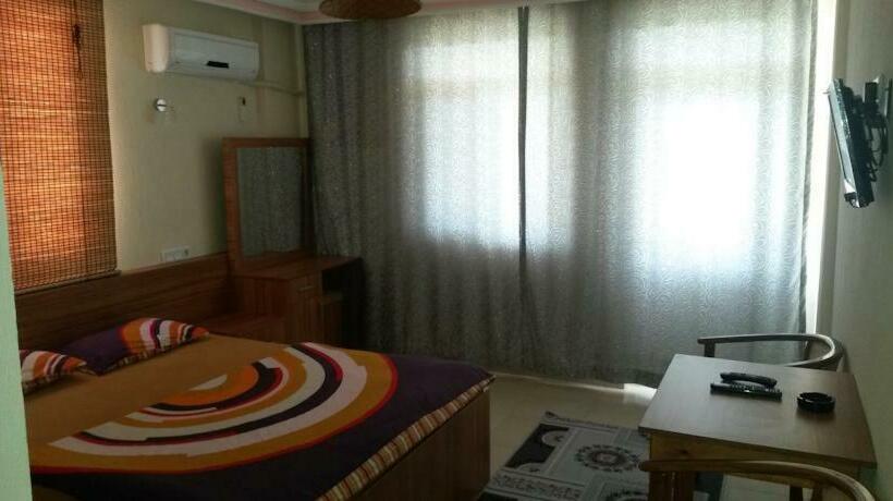 اتاق استاندارد, Grun