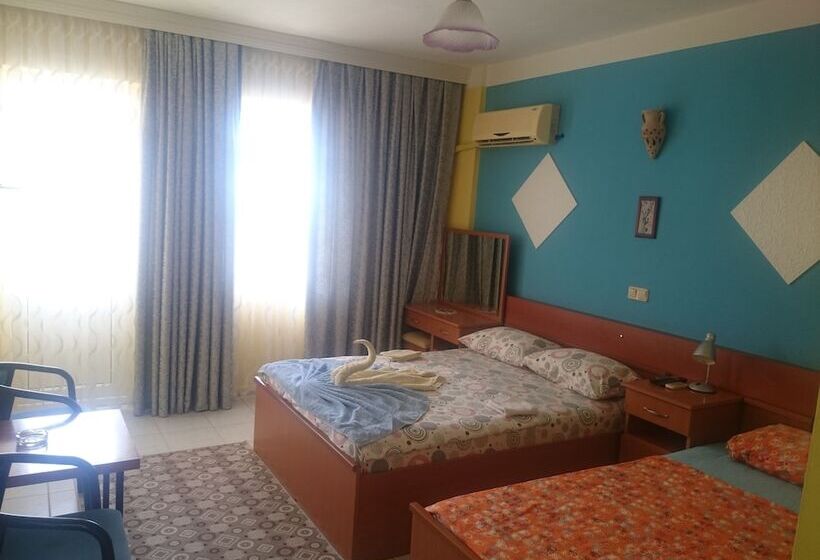 اتاق استاندارد سه نفره, Grun