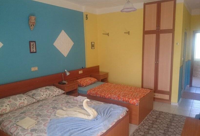 اتاق استاندارد سه نفره, Grun