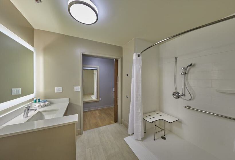 Люкс Адаптированный для Инвалидов, Holiday Inn Express & Suites   Hermiston Downtown, An Ihg