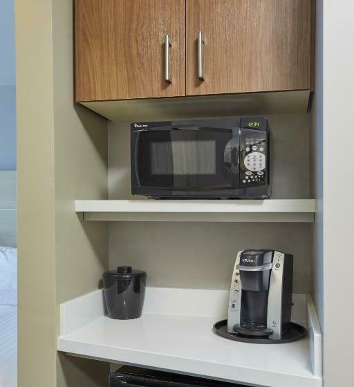 Люкс Кровать Кинг, Holiday Inn Express & Suites   Hermiston Downtown, An Ihg