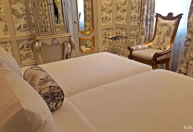 סוויטה, Kamiseta