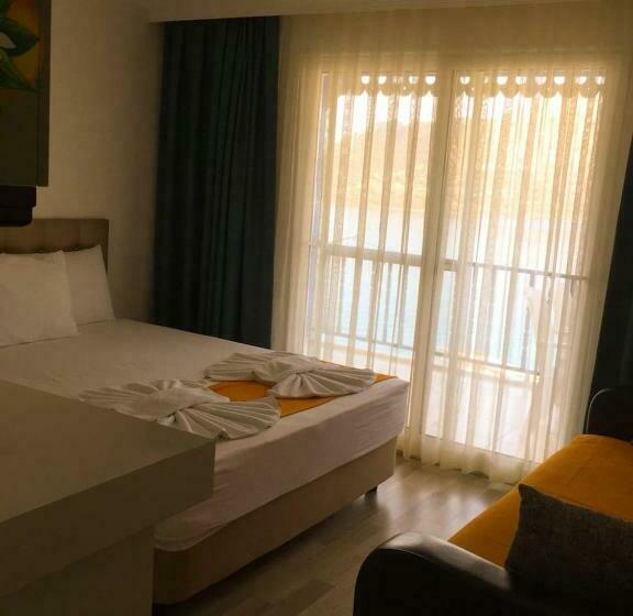 Standard Studio Havsutsikt, Lemon Garden Boutique