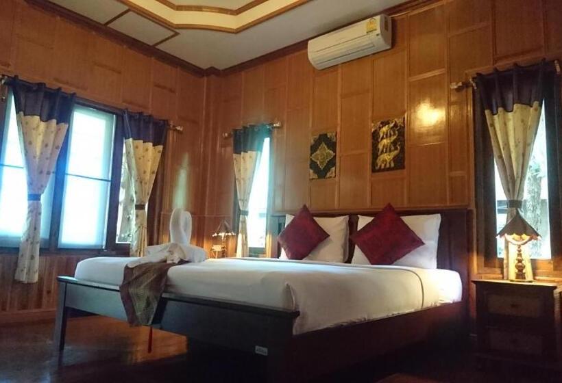 스탠다드 룸 킹사이즈 침대, Macura Resort