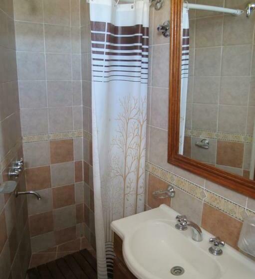 חדר אקזקיוטיב לשלושה, Sehuen