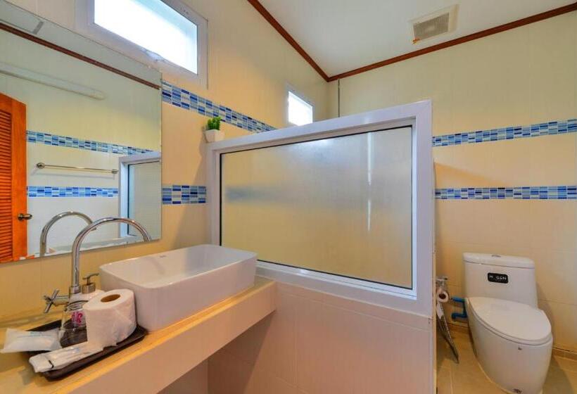 Номер Стандарт Вид на Бассейн, Theerama Cottage