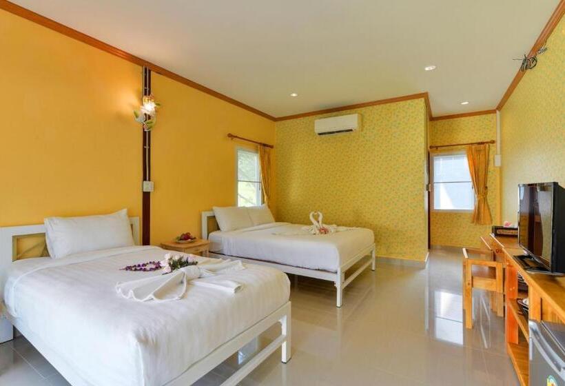 Семейный Номер Вид на Бассейн, Theerama Cottage