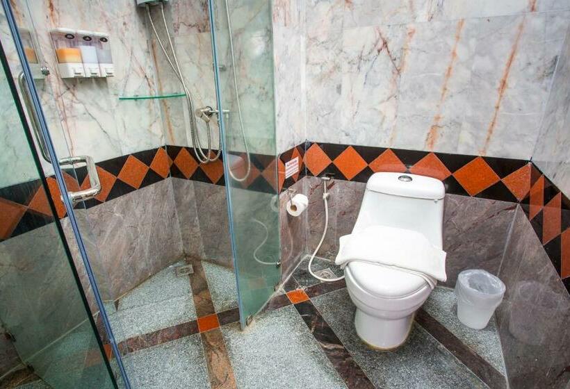 Номер Стандарт с Балконом, Triple B Boutique Residence