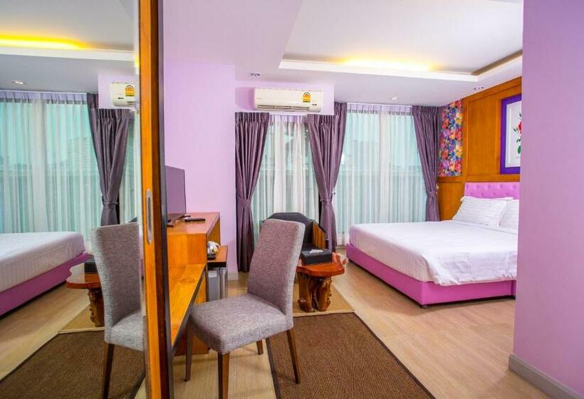 اتاق استاندارد با بالکن, Triple B Boutique Residence