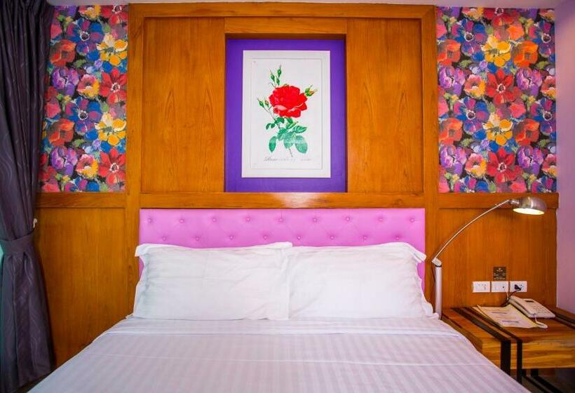 Номер Стандарт с Балконом, Triple B Boutique Residence