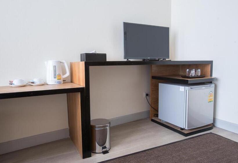 Номер Стандарт с Балконом, Triple B Boutique Residence