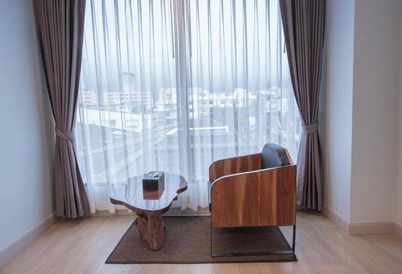 Номер Deluxe с Балконом, Triple B Boutique Residence