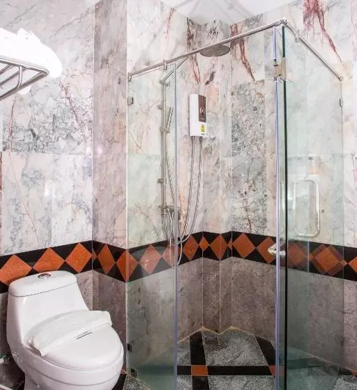 استودیوی لوکس, Triple B Boutique Residence