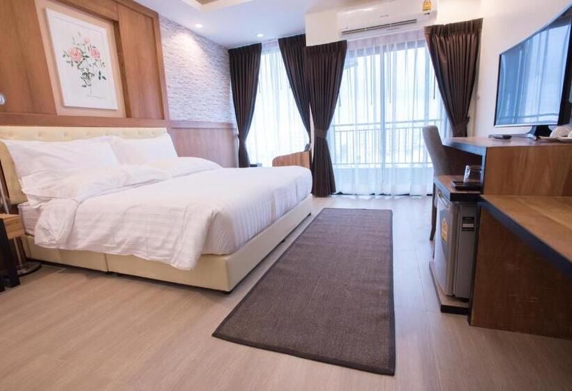 Номер Deluxe с Балконом, Triple B Boutique Residence