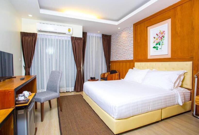 Номер Deluxe с Балконом, Triple B Boutique Residence