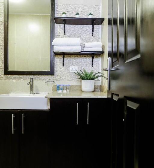 سوییت اجرایی, Newcity Hotel & Suites