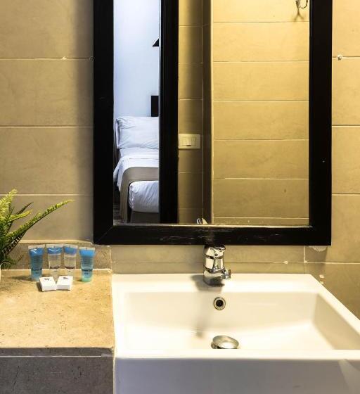 استودیوی لوکس, Newcity Hotel & Suites