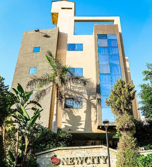 استودیوی لوکس, Newcity Hotel & Suites