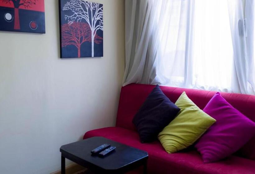 سوییت خانوادگی, Newcity Hotel & Suites