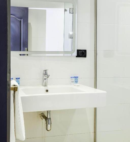 اتاق استاندارد, Newcity Hotel & Suites